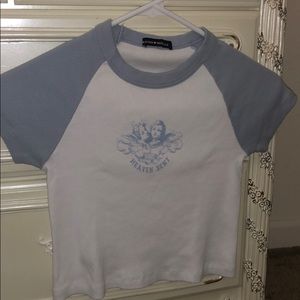 Brandy Melville top ! Great condition. never worn.